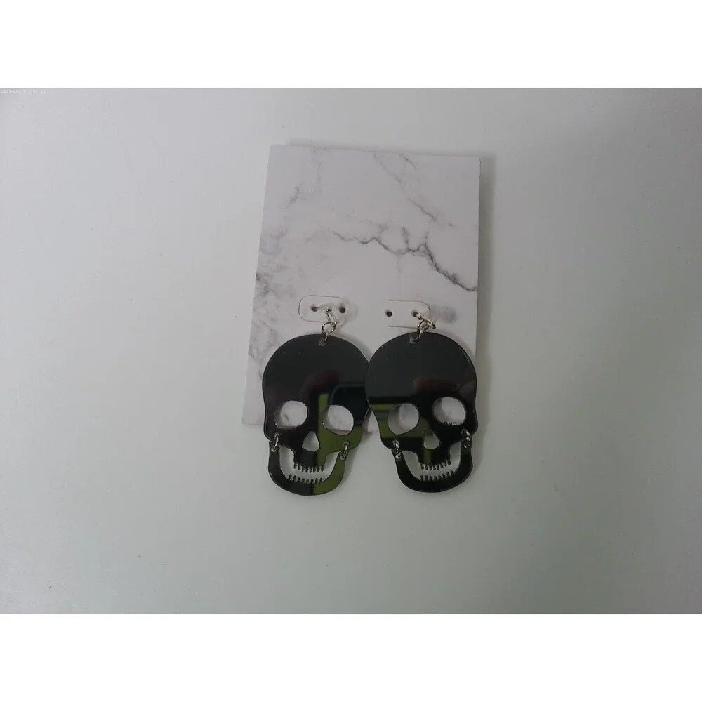 Skull Earrings